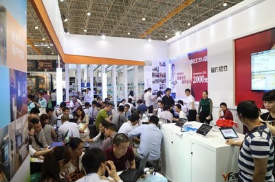 陶博会简讯 活动纷呈展商齐发力 三大展馆共促成交